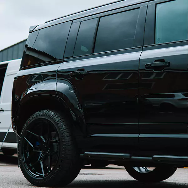 rear privacy glass on black defender