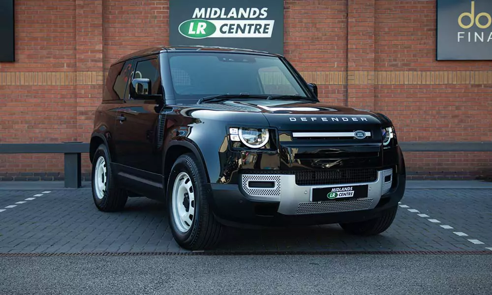 delivery miles land rover defender outside unit